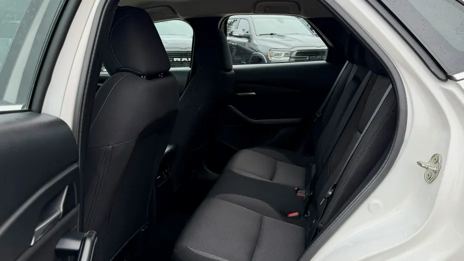 MAZDA CX-30 -