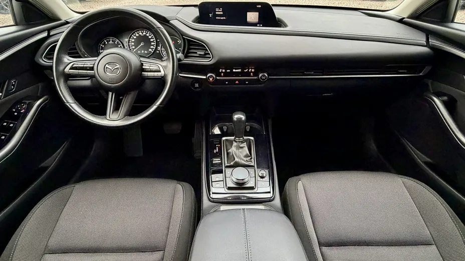 MAZDA CX-30 -
