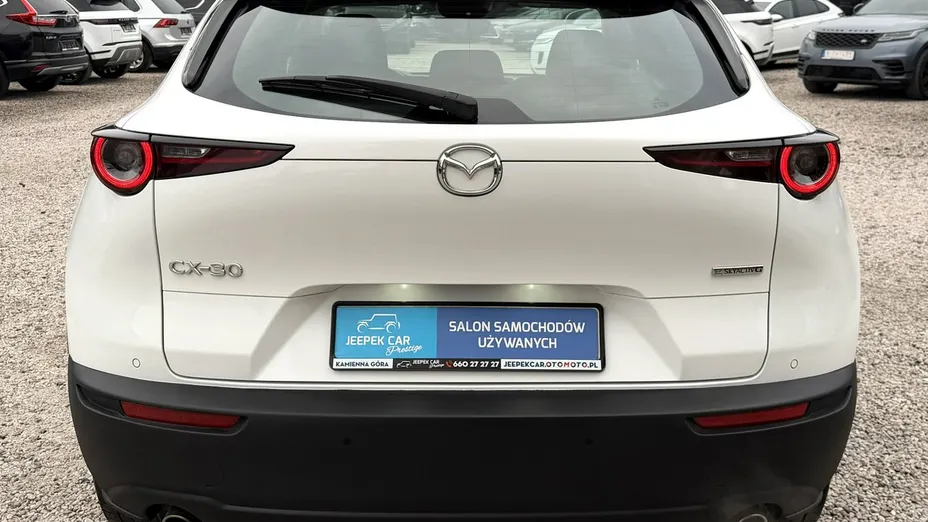 MAZDA CX-30 -