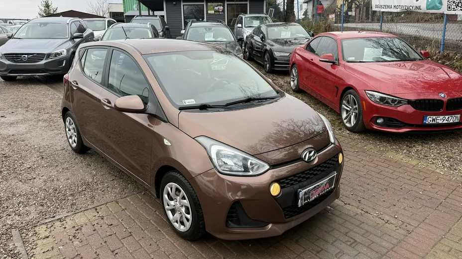 HYUNDAI i10 -