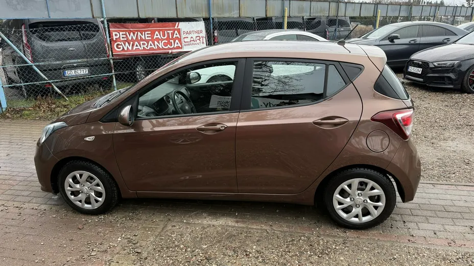 HYUNDAI i10 -