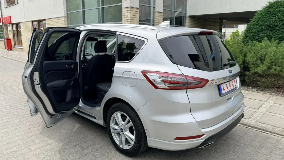 FORD S-MAX -