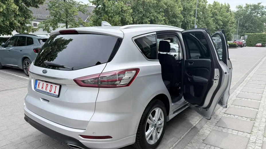 FORD S-MAX -