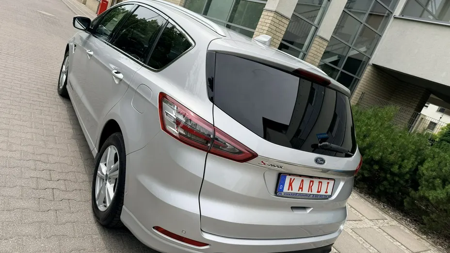 FORD S-MAX -