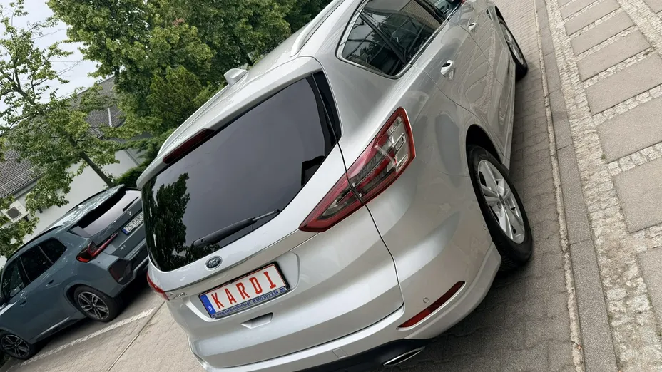 FORD S-MAX -