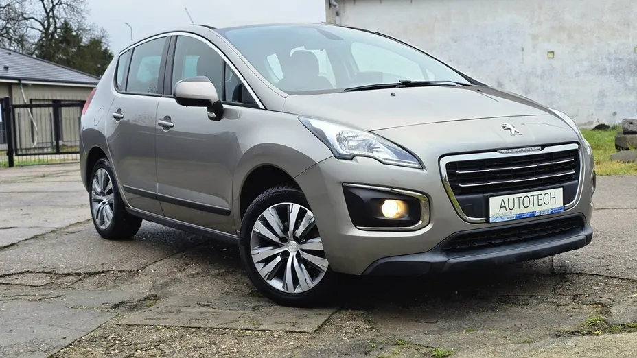 PEUGEOT 3008 -