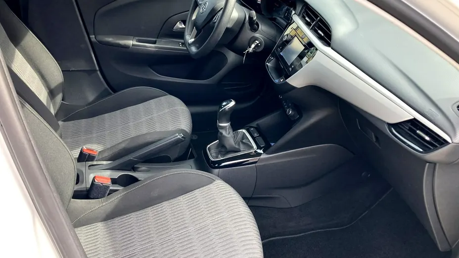 OPEL Corsa -