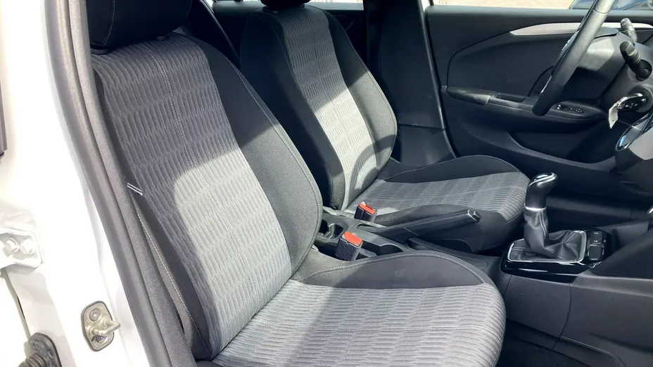 OPEL Corsa -