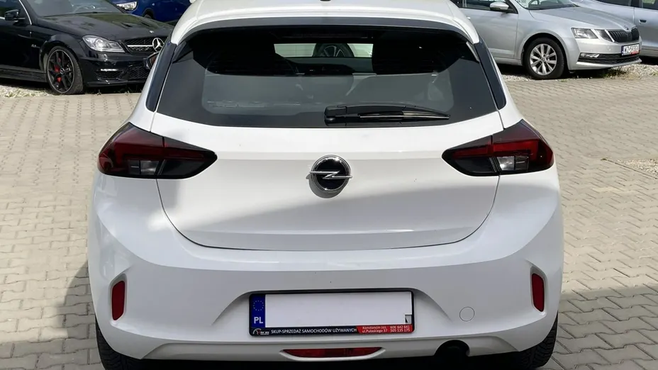 OPEL Corsa -