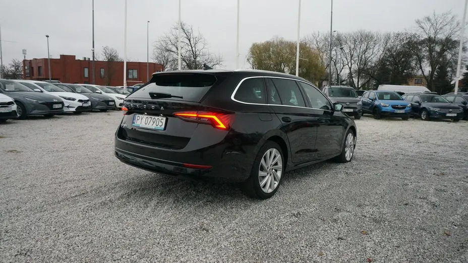 SKODA Octavia -