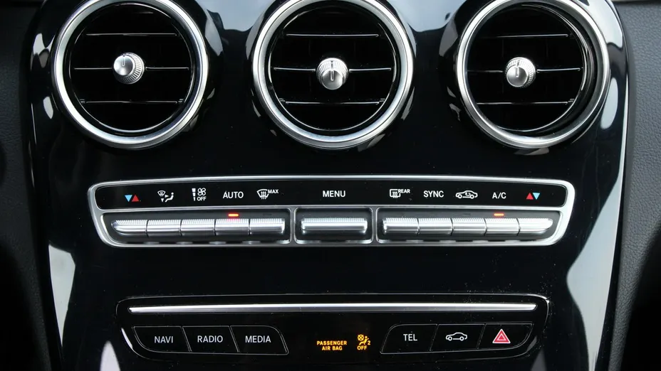 MERCEDES-BENZ C Klasa -