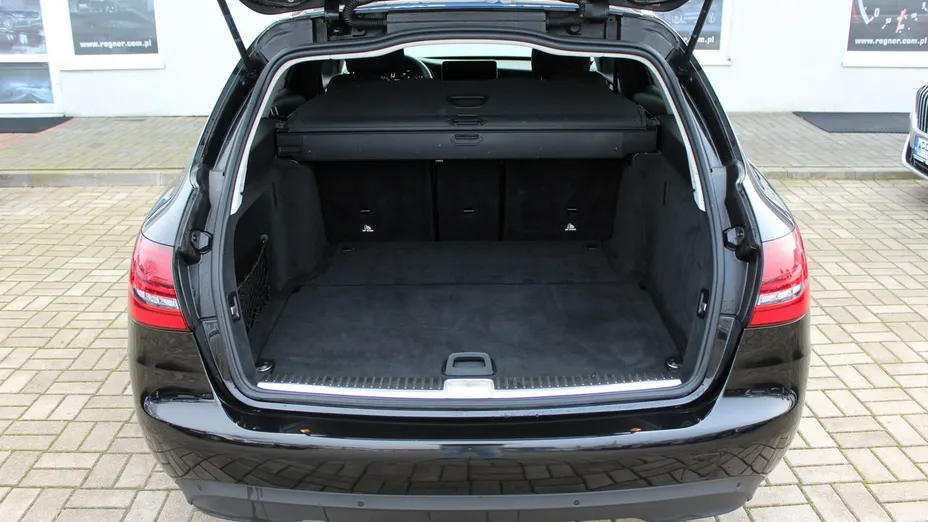 MERCEDES-BENZ C Klasa -