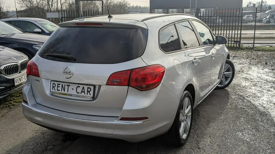 OPEL Astra -