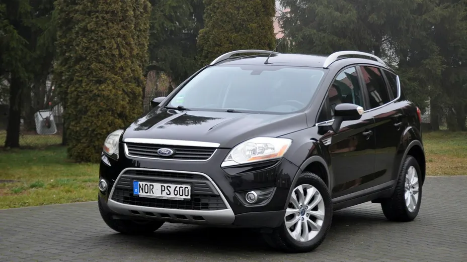 FORD Kuga -