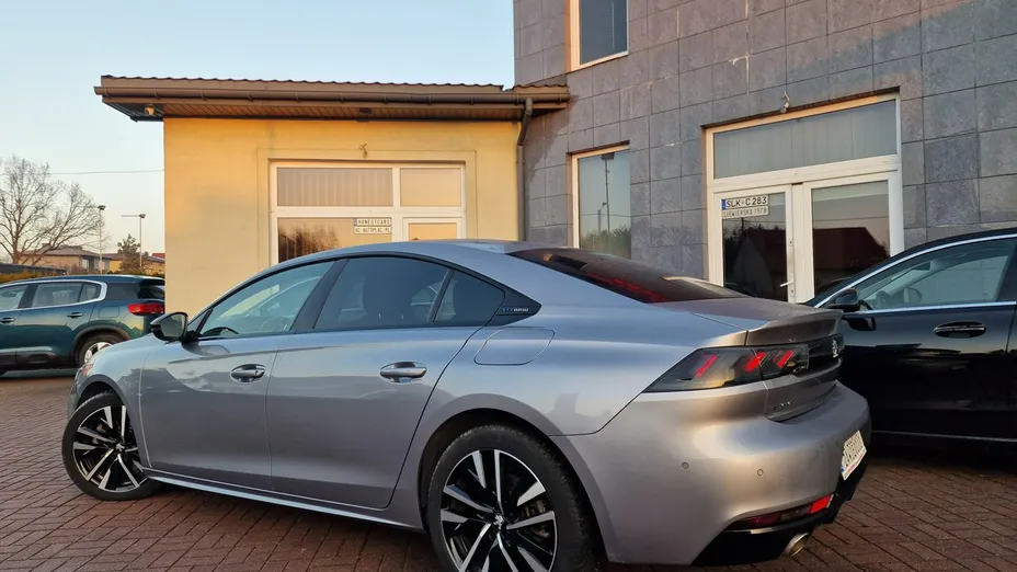 PEUGEOT 508 -