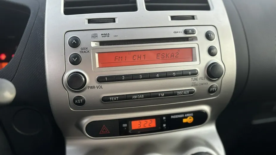 TOYOTA Urban Cruiser -