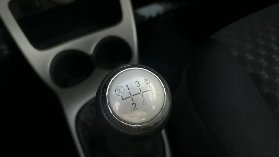 TOYOTA Urban Cruiser -