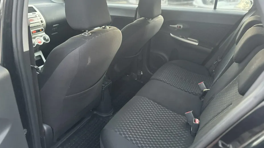 TOYOTA Urban Cruiser -