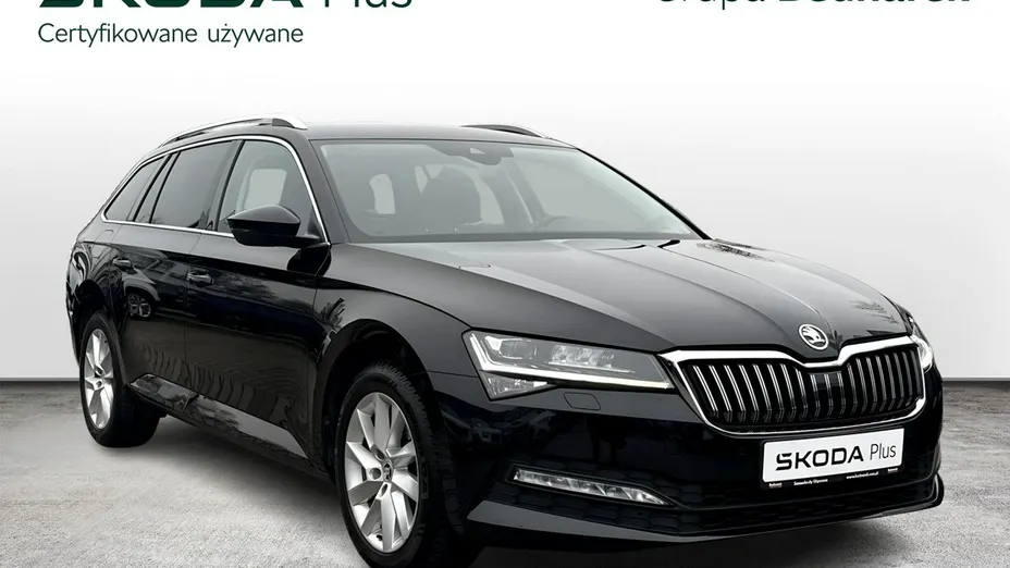 SKODA Superb -
