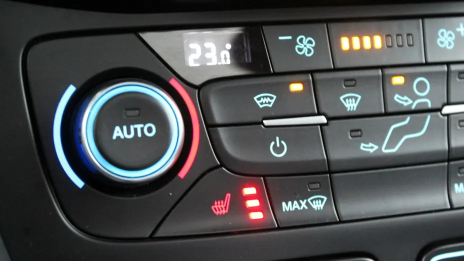 FORD Tourneo Connect -