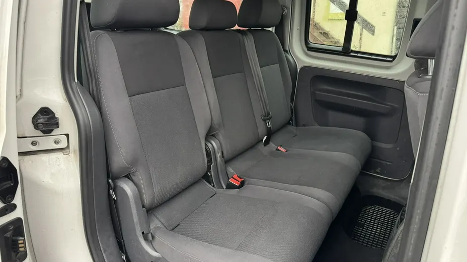 VOLKSWAGEN Caddy -
