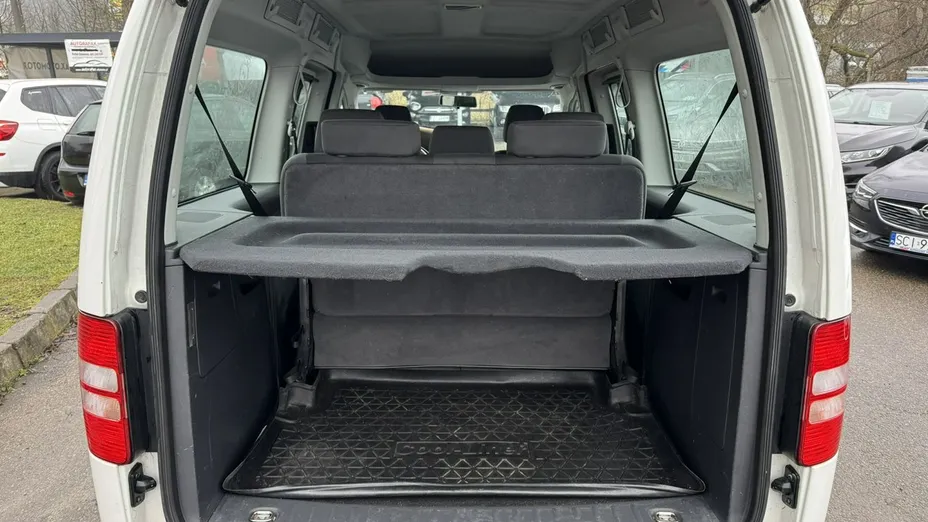 VOLKSWAGEN Caddy -