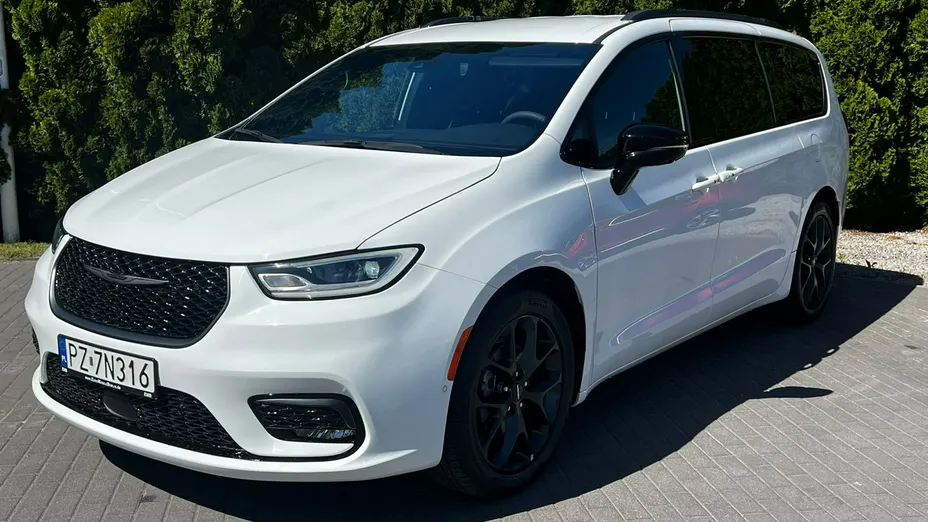 CHRYSLER Pacifica -