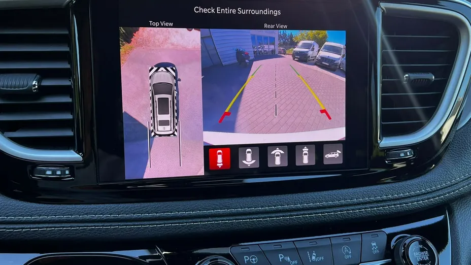 CHRYSLER Pacifica -