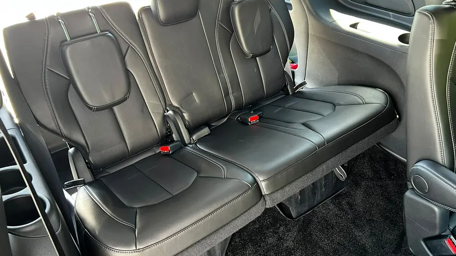 CHRYSLER Pacifica -