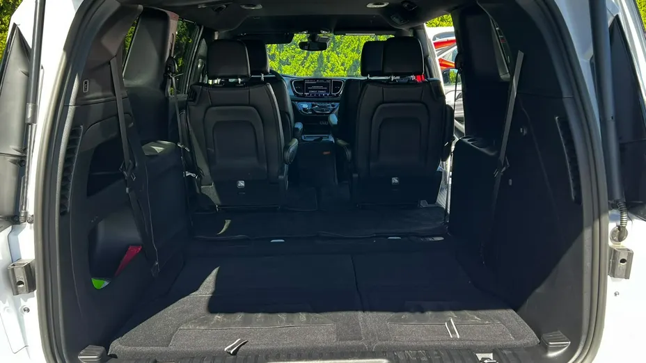 CHRYSLER Pacifica -