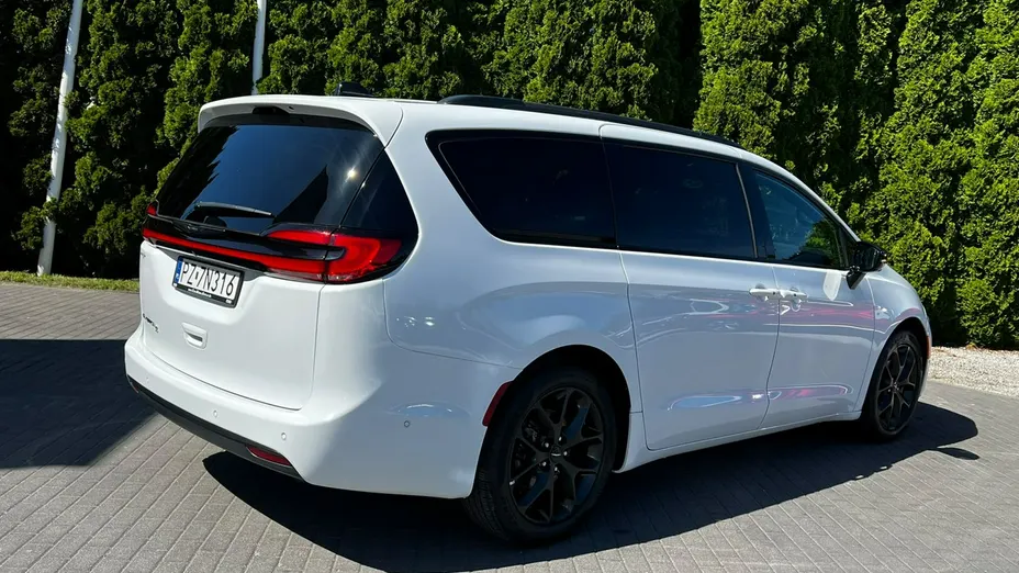 CHRYSLER Pacifica -