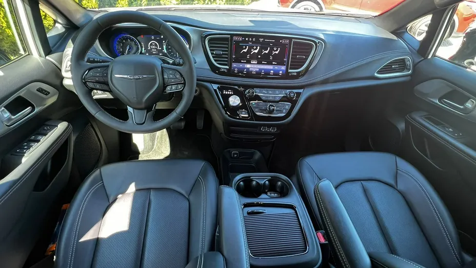 CHRYSLER Pacifica -