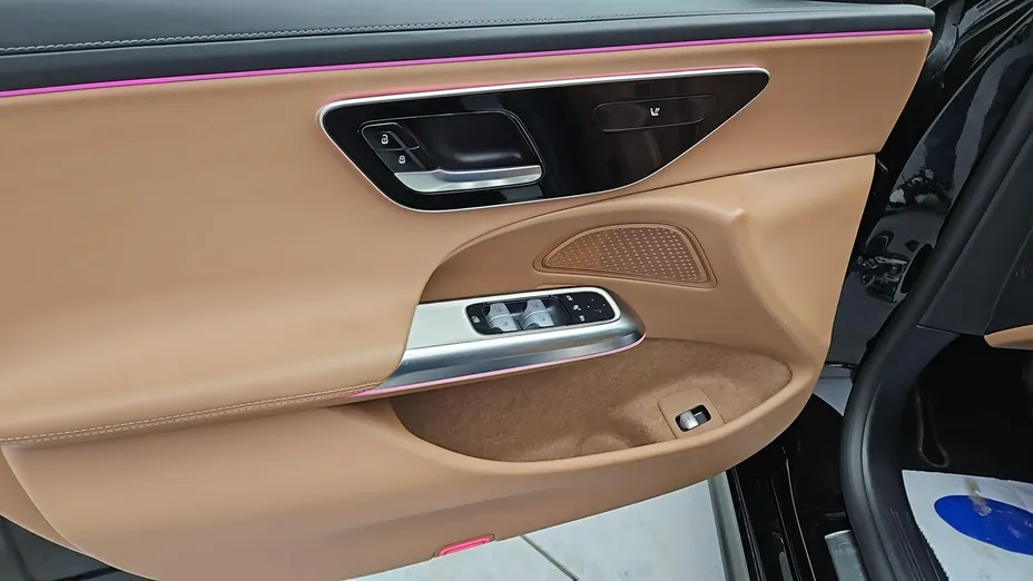 MERCEDES-BENZ E Klasa -