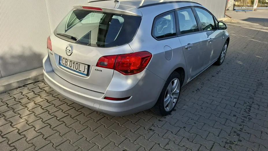 OPEL Astra -