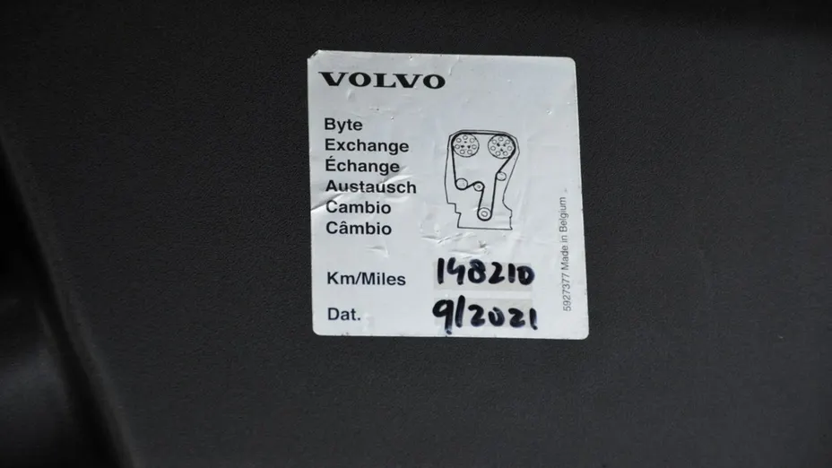 VOLVO V60 -