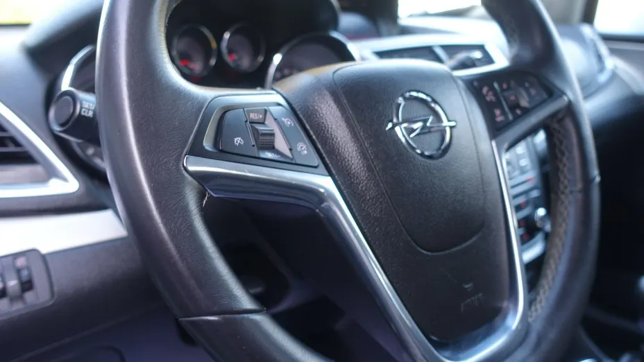 OPEL Mokka -