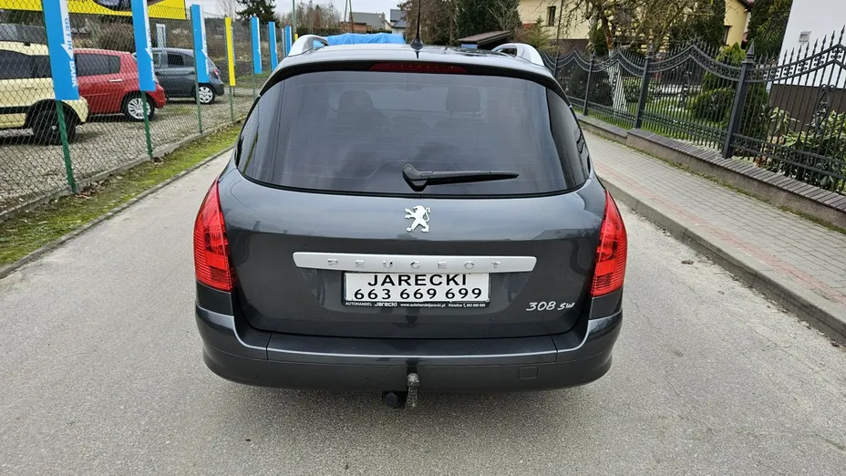 PEUGEOT 308 -
