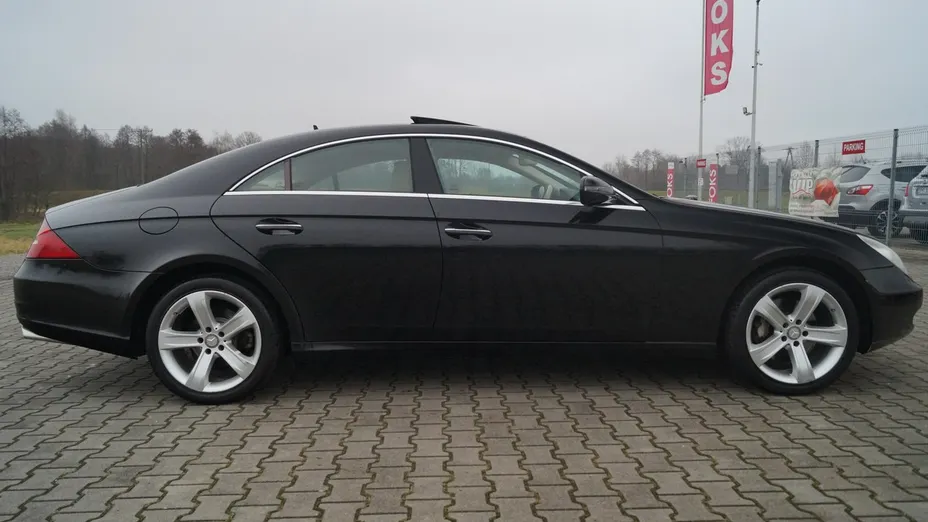 MERCEDES-BENZ CLS -