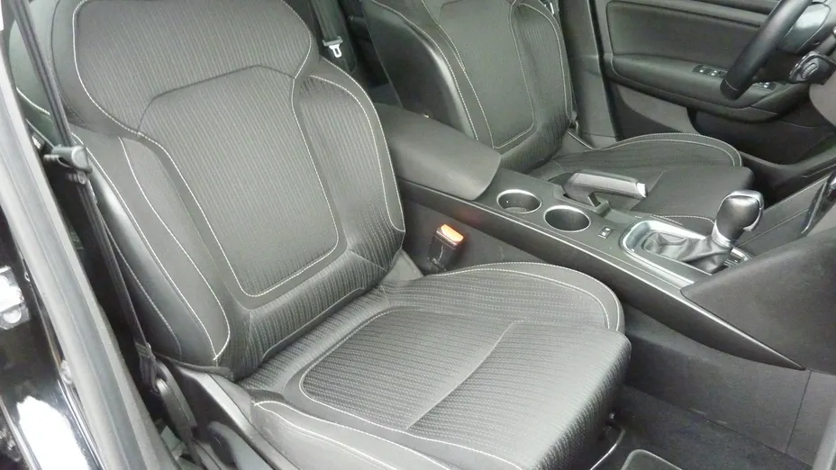 RENAULT Megane -