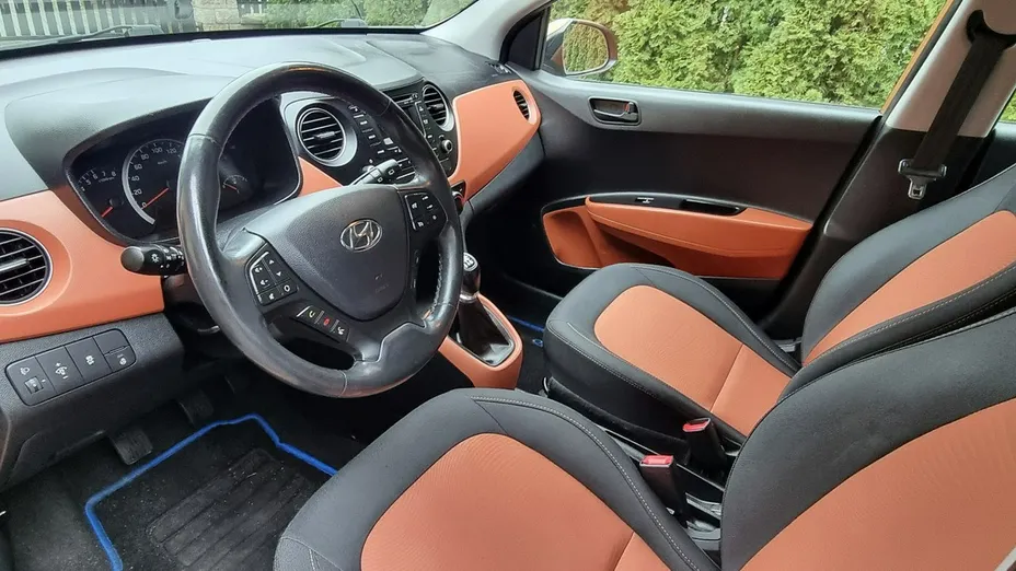 HYUNDAI i10 -
