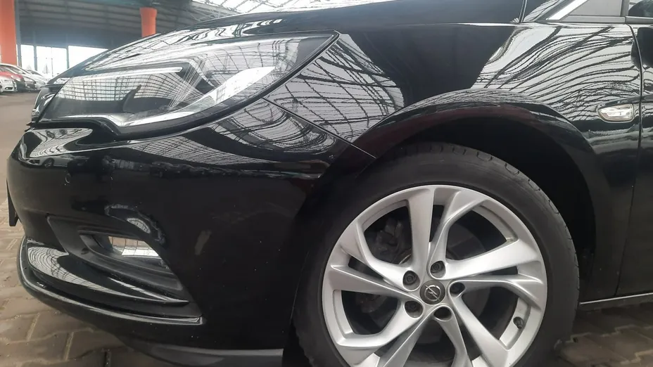 OPEL Astra -