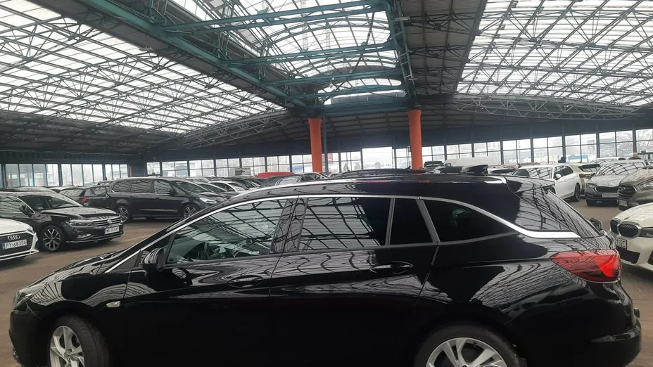OPEL Astra -