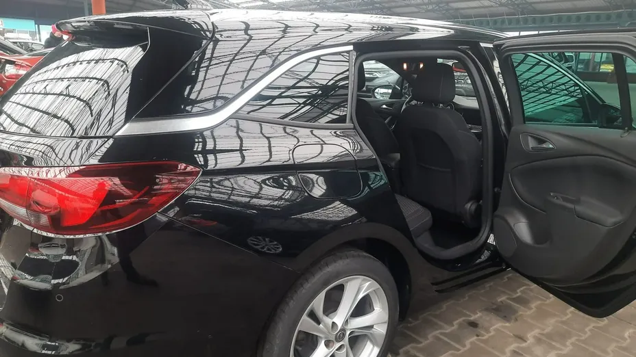 OPEL Astra -