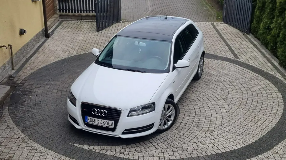 AUDI A3 -