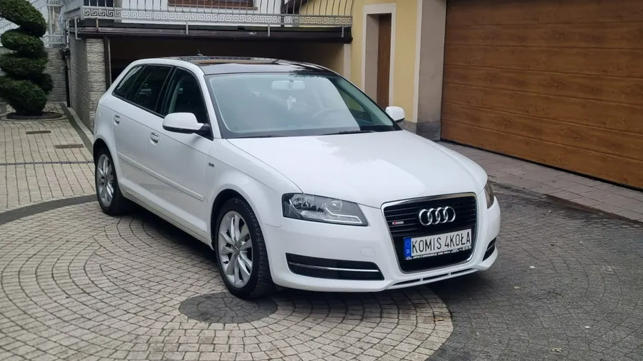 AUDI A3 -