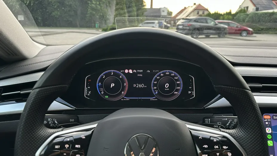 VOLKSWAGEN Arteon -