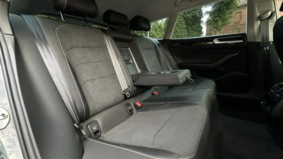 VOLKSWAGEN Arteon -