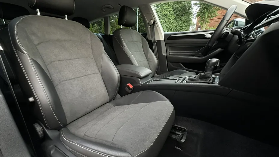 VOLKSWAGEN Arteon -