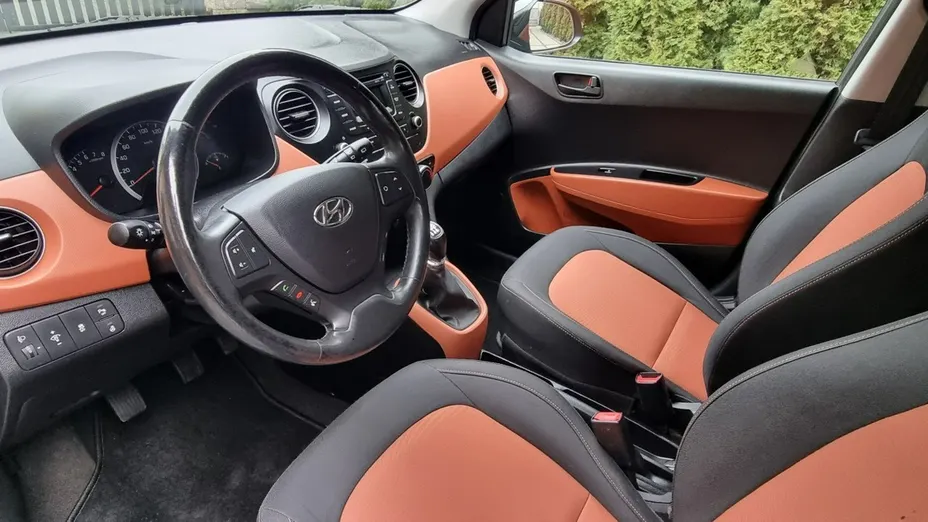 HYUNDAI i10 -