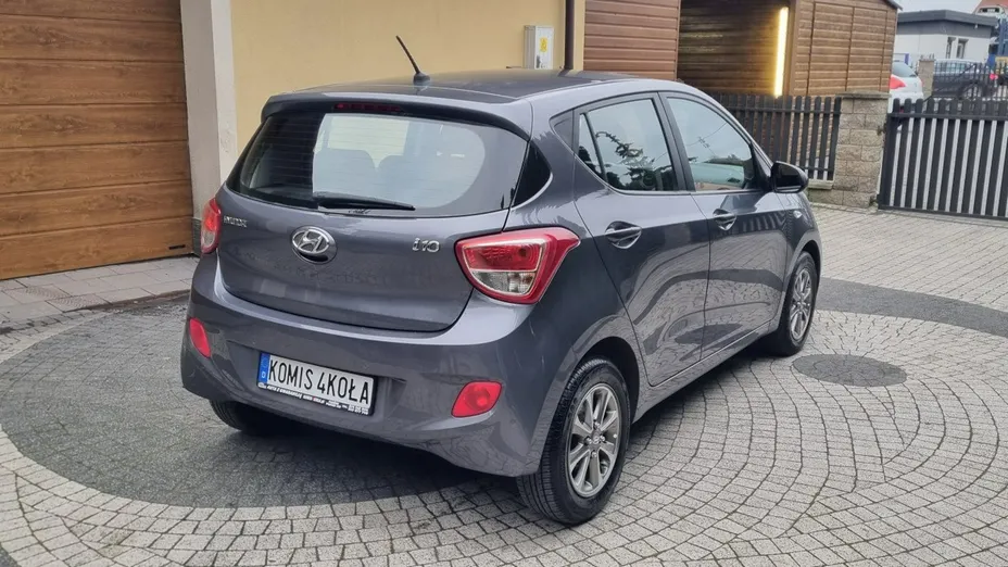 HYUNDAI i10 -